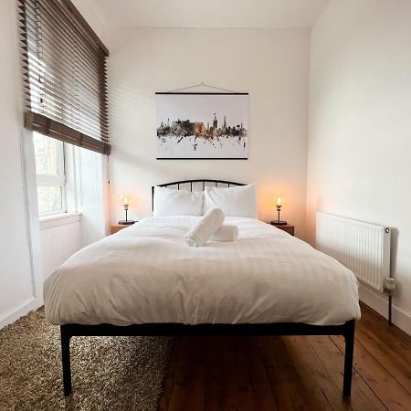 エディンバラBohemian 1Br Flat In Abbeyhillアパートメント エクステリア 写真