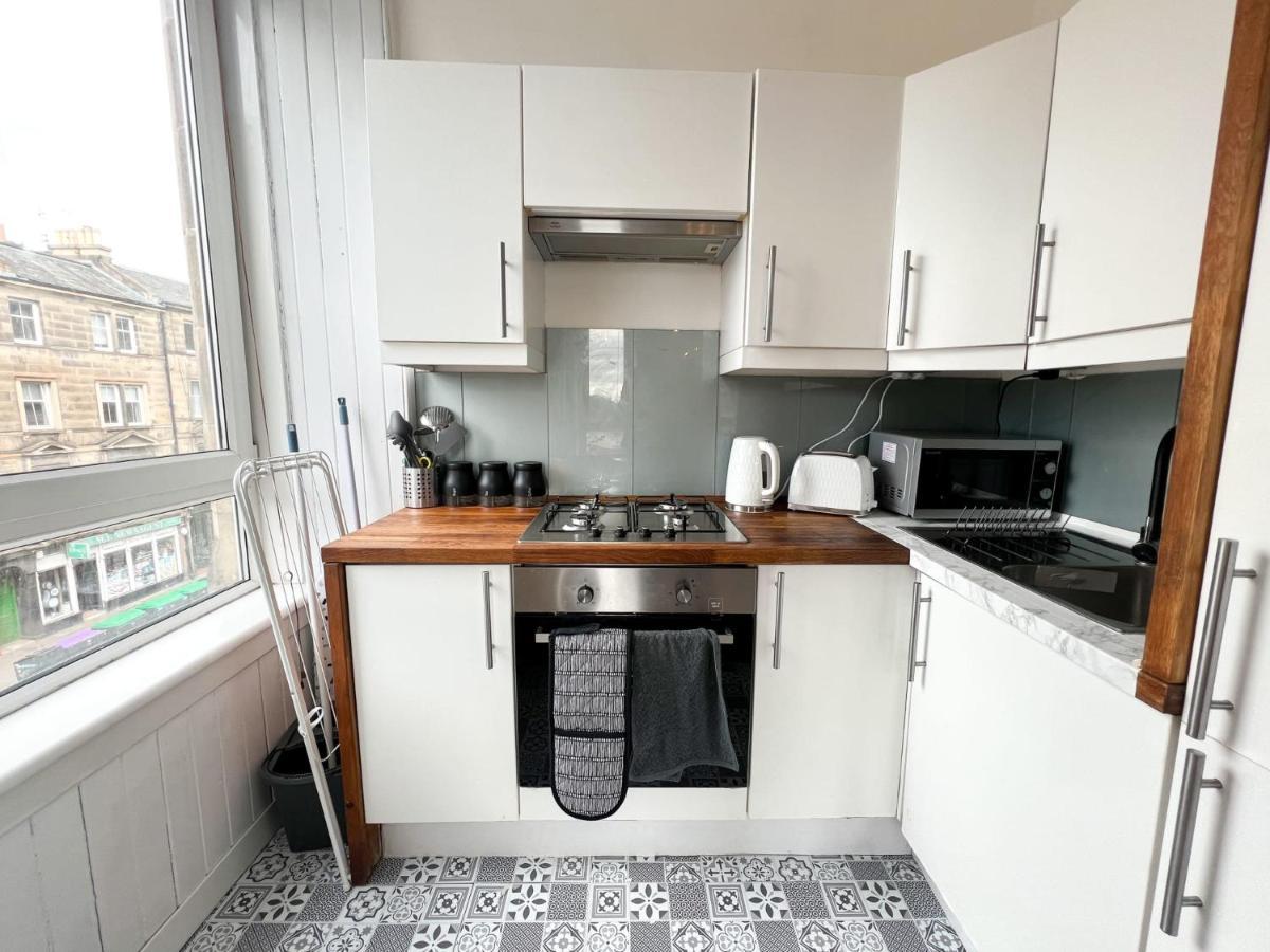 エディンバラBohemian 1Br Flat In Abbeyhillアパートメント エクステリア 写真